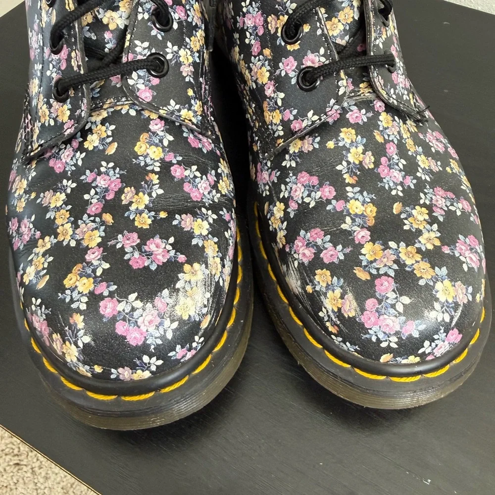Dr. Martens 1460 Floral Lace Up Combat Boots US 10 Black Multi - Picture 8 of 10